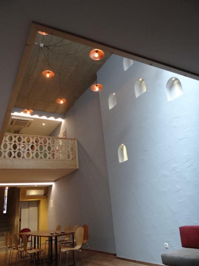 Ura Hostel Призрен Экстерьер фото