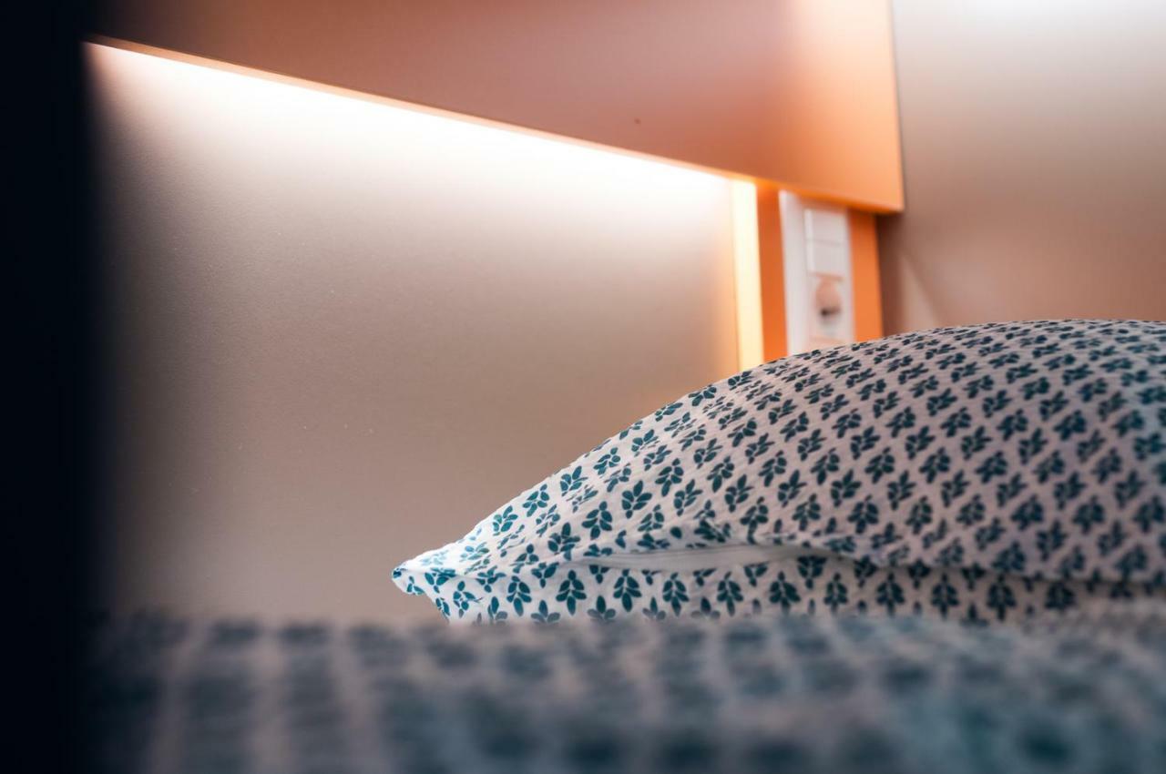 Ura Hostel Призрен Экстерьер фото