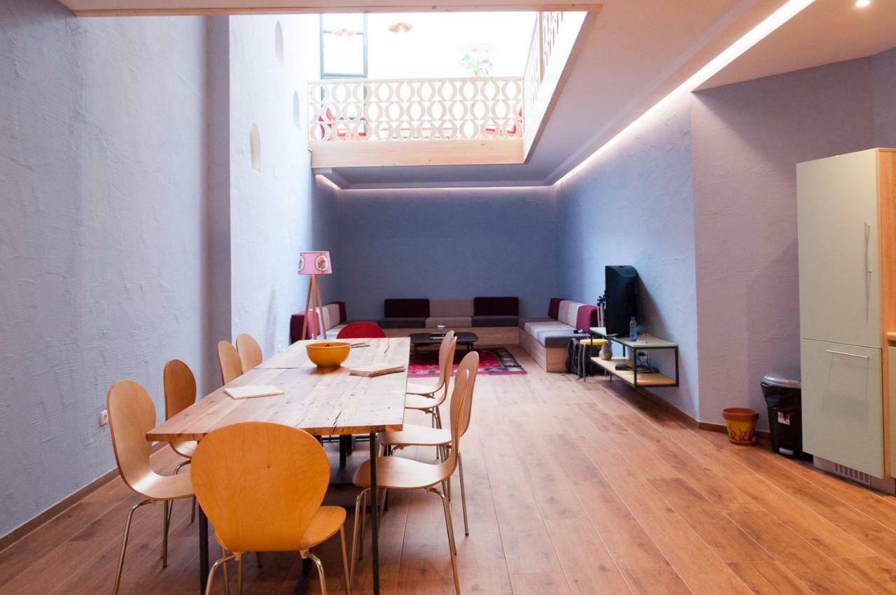 Ura Hostel Призрен Экстерьер фото